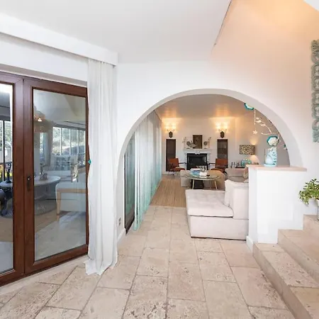 Mansion In Riviera Bodrum