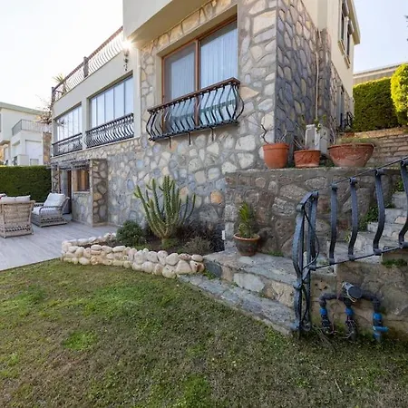 Mansion In Riviera Willa *